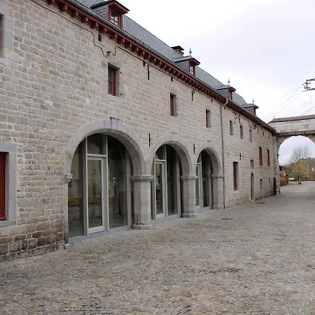 Chateau Jemeppe ベッド・アンド・ブレックファスト マルシュ・アン・ファメンヌ