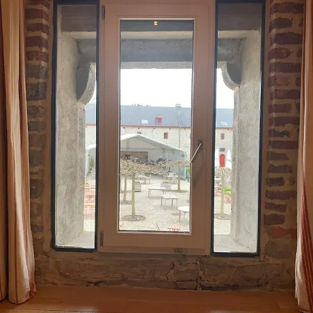 Chateau Jemeppe マルシュ・アン・ファメンヌ