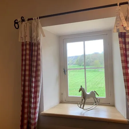 ベッド・アンド・ブレックファスト Chateau Jemeppe マルシュ・アン・ファメンヌ