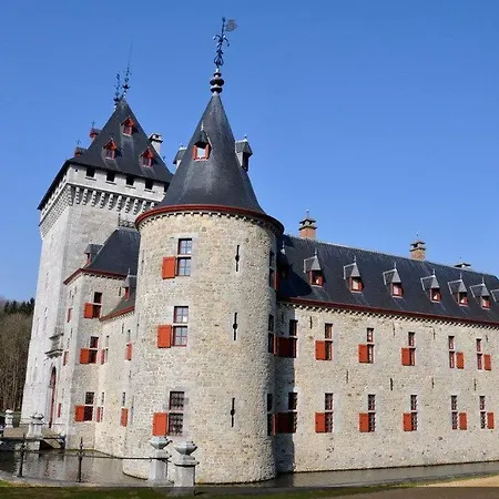 ベッド・アンド・ブレックファスト Chateau Jemeppe マルシュ・アン・ファメンヌ