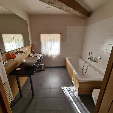 Chateau Jemeppe ベッド・アンド・ブレックファスト