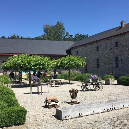 Alojamento de Acomodação e Pequeno-almoço Château Jemeppe *